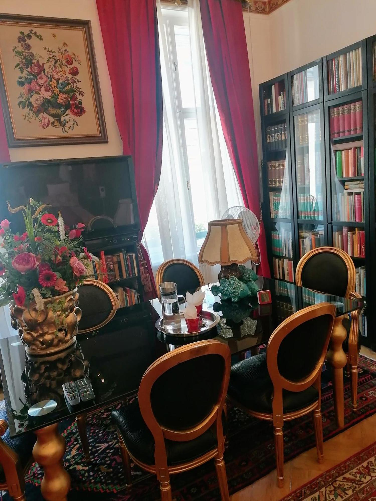 Luxury Near Castle Ξενοδοχείο Βιέννη Εξωτερικό φωτογραφία